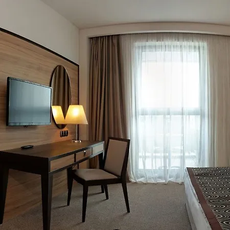 Astera & With Free Private 4* Altın Kumlar
