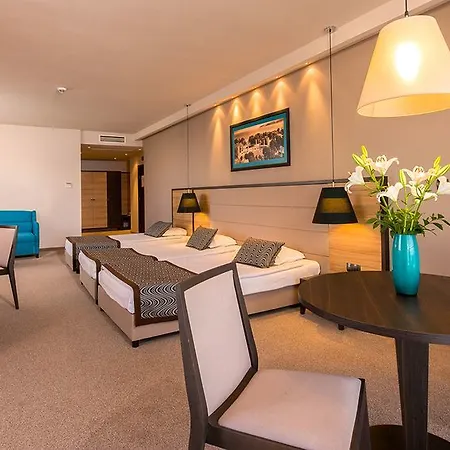 Otel Astera & With Free Private Altın Kumlar