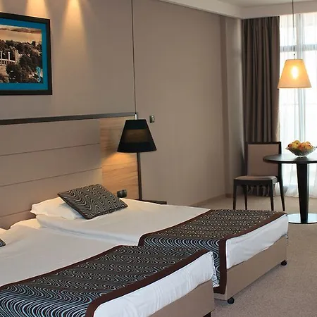 Astera & With Free Private Otel