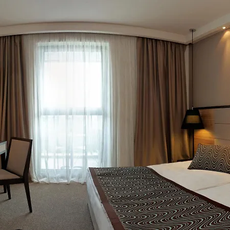 Otel Astera & With Free Private 4*